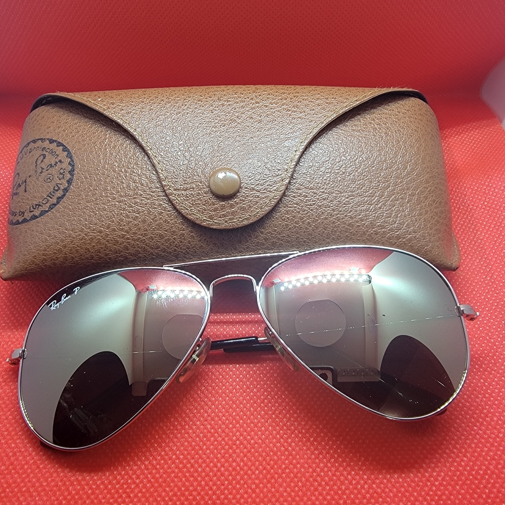 Ray-Ban Silver Aviator Sunglasses with Brown Case